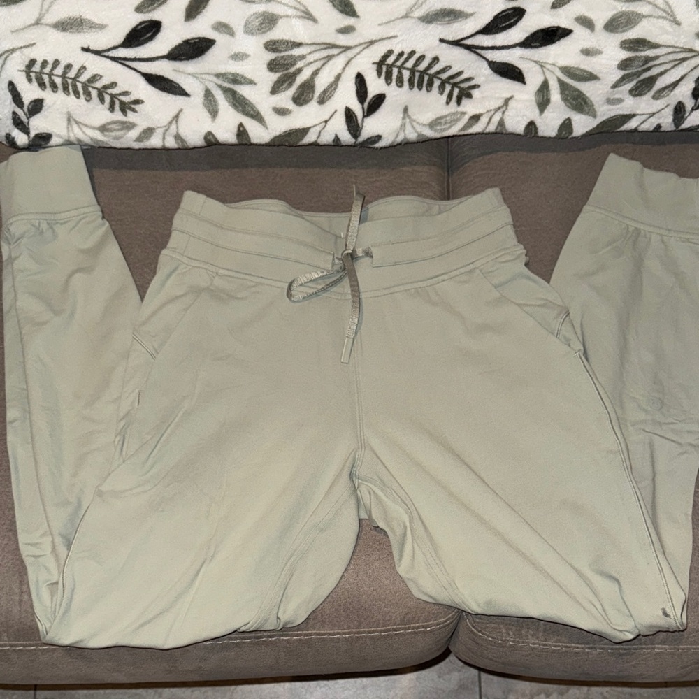 Lululemon Green Joggers